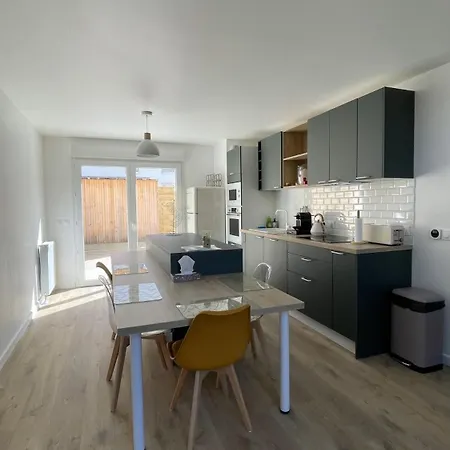 La Maison De Virginie Bénouville Buitenkant foto